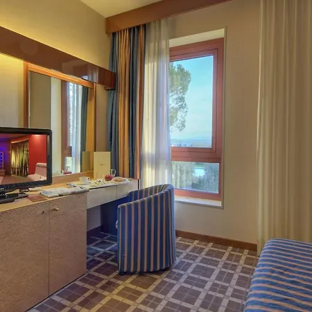 Hotel Federico Ii 4*